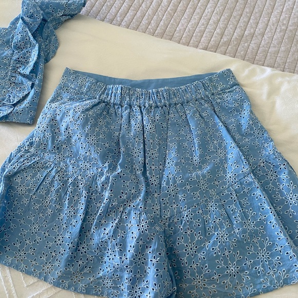 BCBGeneration Blue Eyelet Ruffle top and short set - Picture 6 of 6